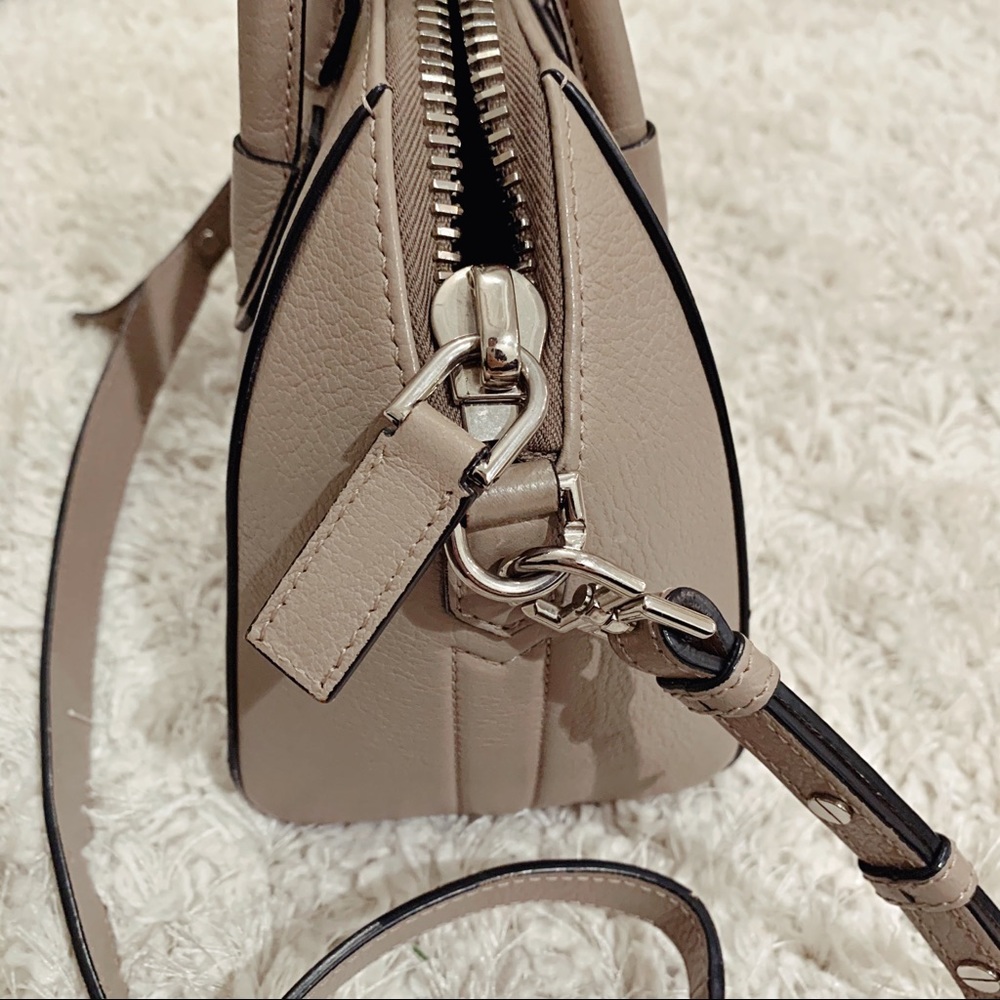 Givenchy Mini sugar Antigona bag - Picture 9 of 15